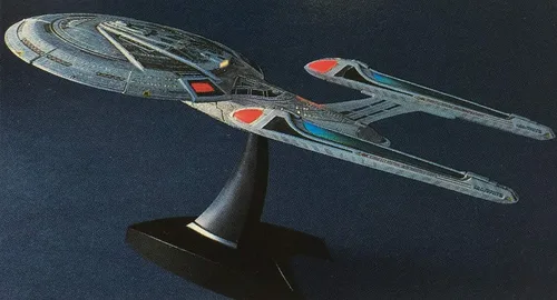 Miniatura 4 de USS Enterprise NCC-1701-E Bandai Modelo Kit 1/1700
