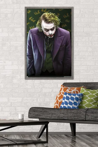 Miniatura 2 de Trends International DC Comics - Póster de pared The Joker - The Dark Knight, 22.375 x 34 pulgadas, versión enmarcada de madera de granero