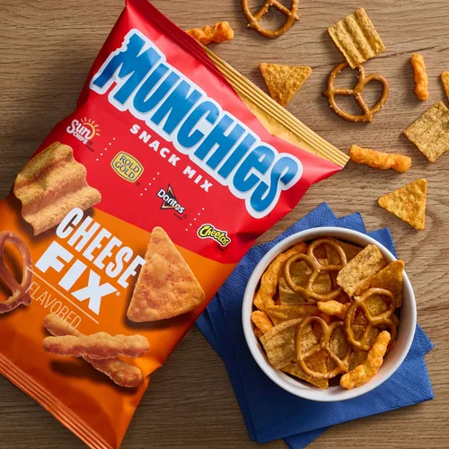 Miniatura 4 de Munchies Snack Mix, Cheese Fix, 1.75 onzas (paquete de 64)