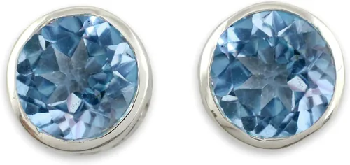 NOVICA Aretes artesanales hechos a mano con topacio azul, joyería de plata de ley 925, piedra natal de la India "Spark of Life", Plata de ley Gema,