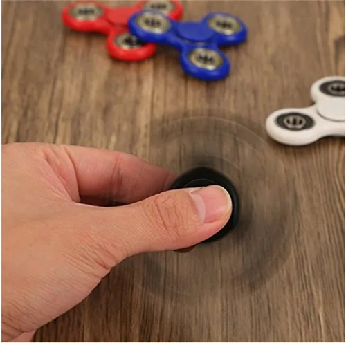 Miniatura 6 de Fidget Spinners de mano. Juguete para estrés, ansiedad, TDAH, para la relajación de los estudiantes, terapia relajante. Combo de venta de 12