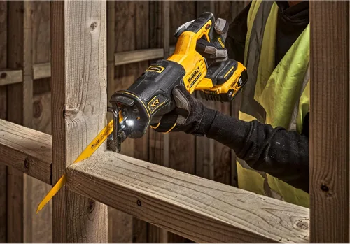 Miniatura 7 de DEWALT Sierra recíproca MAX* de 20 V, inalámbrica, disparador variable de 2 dedos, abrazadera de hoja sin llave, solo herramienta (DCS382B)