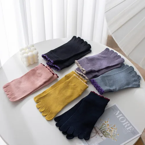 Miniatura 27 de Calcetines de yoga con dedos de pilates con empuñaduras para mujer, antideslizantes, acolchados, florales, calcetines tobilleros para baile de ballet