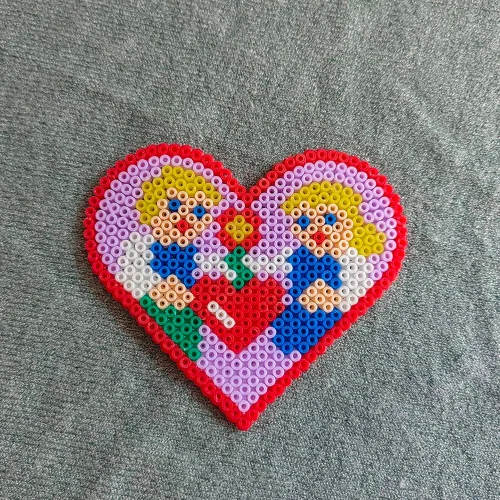Miniatura 4 de ZLLBTMO Juego de 39000 cuentas fusibles para hacer manualidades, 72 colores de 0.096 pulgadas, mini cuentas de hierro pequeñas para adultos
