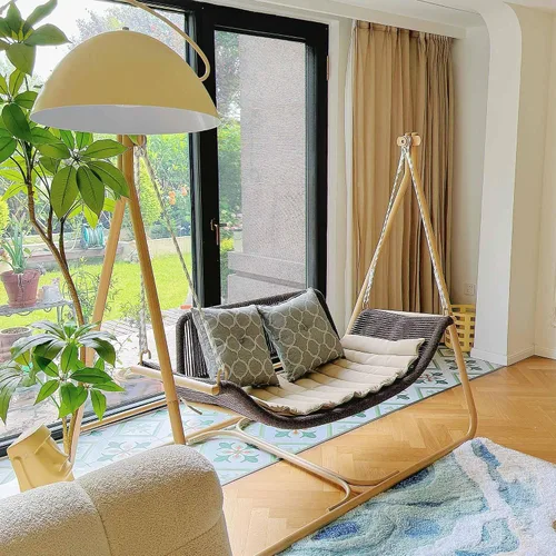 Miniatura 21 de PURPLE LEAF Silla Columpio Nube de 2 Asientos con Soporte Banco Deslizante Loveseat de Mimbre para Patio Colgante Balanceante para Interior Exterior