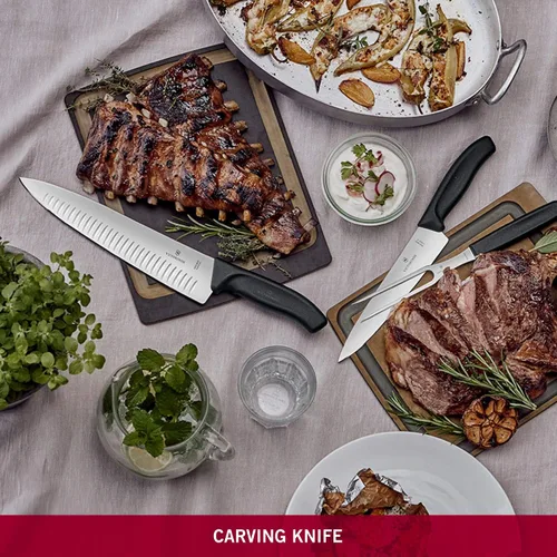 Miniatura 5 de Victorinox Swiss Classic, Cuchillo de trinchar, hoja extra afilada, borde estriado, 9.8 in, mango de plástico, acero inoxidable, negro