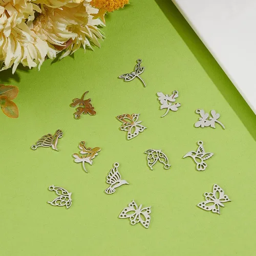 Miniatura 5 de DICOSMETIC 6 estilos de libélula encantos a granel de acero inoxidable voladores insectos colgantes de mariposa colgantes de pájaro colgante colibrí