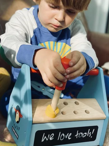 Miniatura 9 de Tender Leaf Toys - Caja de herramientas Tap Tap - Caja de herramientas realista para juegos creativos de simulación para niños mayores de 3 años