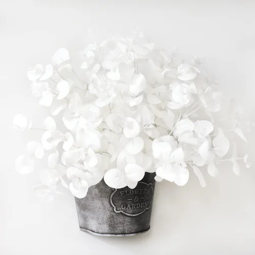 Miniatura 4 de 3 piezas de flores artificiales falsas de eucalipto, flores blancas, tallos de eucalipto sintéticos, flores falsas para relleno de jarrón, centro