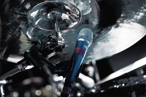 Miniatura 8 de Shure BETA 57A - Micrófono para instrumentos - Micrófono dinámico supercardioide para aplicaciones vocales e instrumentales con elemento de neodimio