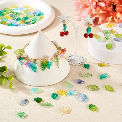 Miniatura 3 de Craftdady Dijes de cuentas de hojas de arce transparentes, colgantes colgantes de adorno para colgar, bonitos dijes para collares, pulseras, vidrio