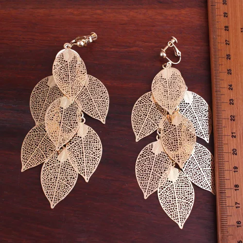 Miniatura 4 de Grace Jun - Aretes colgantes de varias capas hechos a mano con clip para mujer, no se necesitas tener las orejas perforadas
