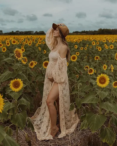 Miniatura 6 de Saslax Vestido de maternidad de encaje elástico suave con hombros descubiertos y doble abertura en línea A para sesión de fotos