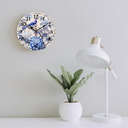 Miniatura 6 de Chinoiserie - Reloj de pared de madera moderno con patrón floral azul y blanco, flores y pájaros, funciona con pilas, con movimiento de cuarzo, azul