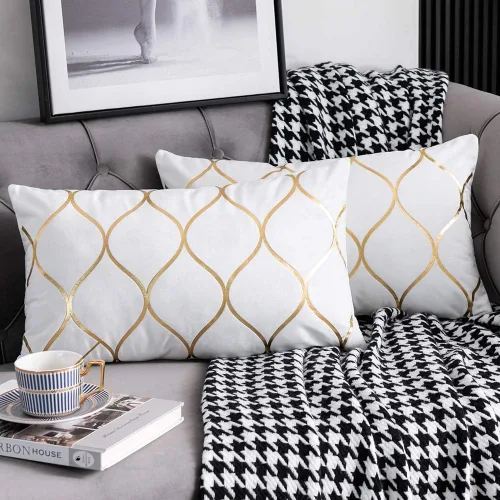 Miniatura 14 de DEZENE Fundas de almohada de terciopelo dorado de 16 x 16 pulgadas: paquete de 2 fundas de almohada cuadradas decorativas para dormitorio, sofá