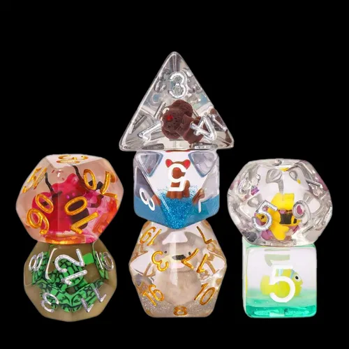 Miniatura 44 de Cusdie Dados DND de 7 troqueles, juego de dados poliédricos rellenos de animales, para juegos de rol, dados D&D (perro gris)