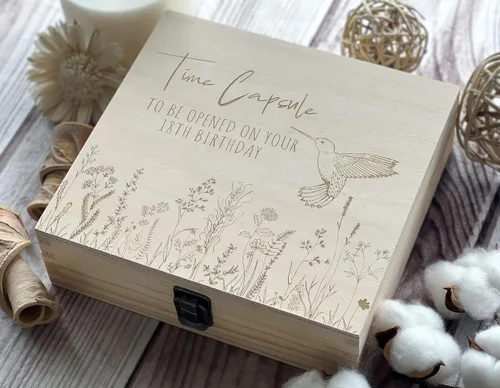 Miniatura 3 de Caja de recuerdo de primer cumpleaños: abierta a los 18 años, cápsula de memoria para bebé, regalo grabado, aniversario y cofre del tesoro