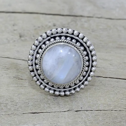 Miniatura 2 de NOVICA Rainbow Moonstone - Anillo de cóctel de plata de ley 925 con diseño de arcoíris