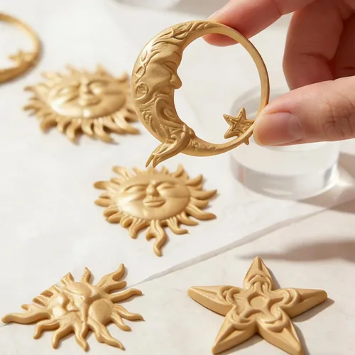 Miniatura 4 de Juego de moldes de silicona, formas de estrella de sol y luna, rosa, moldes para hornear dulces de chocolate, 5 piezas con temática celestial