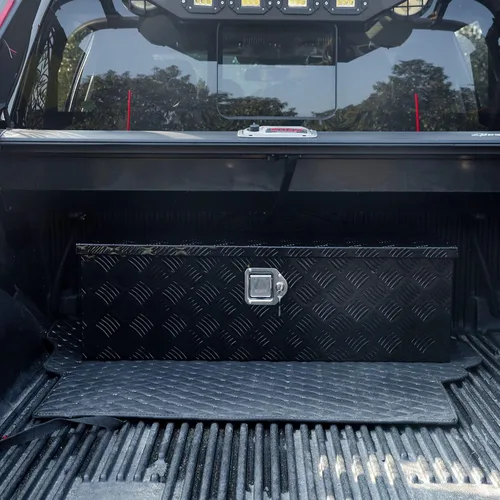 Miniatura 6 de Caja de herramientas de aluminio negro de 44 x 15 x 15 pulgadas con cerradura y llaves, cama de recogida resistente, 5 barras de almacenamiento