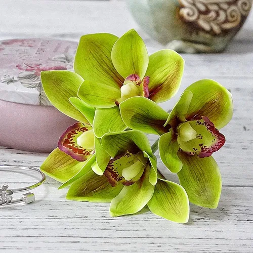 Miniatura 4 de Orquídeas artificiales Cymbidium - Orquídeas artificiales, 12 racimos de flores artificiales para exteriores, arbustos verdes, plantas