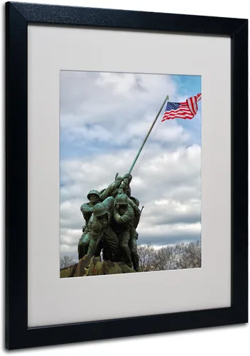 Trademark Fine Art CATeyes - Lienzo decorativo para pared, diseño conmemorativo del Cuerpo de Marines 2, marco negro, 16 x 20 pulgadas