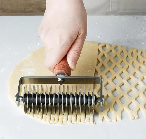 Miniatura 2 de Cortador de rodillos de corteza de pastel de galletas de pastelería de pan de pizza con mango de madera