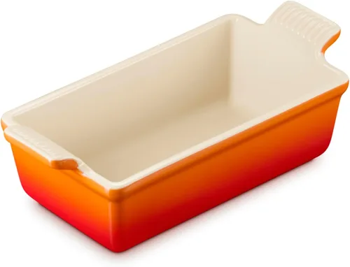 Miniatura 7 de Le Creuset Stoneware Heritage - Molde para pan, 9 x 5 x 3 pulgadas (1.5 cuartos de galón), Cerise