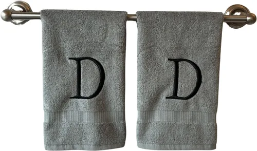 Miniatura 141 de Toalla de mano con inicial beige para baño, toalla bordada decorativa de calidad de hotel de lujo con monograma para tocador, spa, certificado