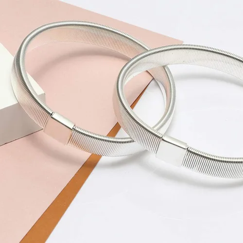 Miniatura 6 de Holibanna 5 brazaletes de metal elásticos antideslizantes para camisa, ligas para mujeres y hombres, negro, dorado, plata, oro rosa, bronce, Madera