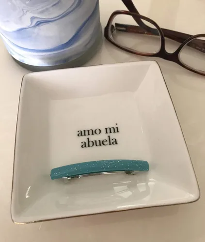 Miniatura 4 de Simply Charmed Amo Mi Abuela – Divertido regalo español para el Día de la Madre para la abuela de cerámica o soporte para anillos – Elegante bandeja