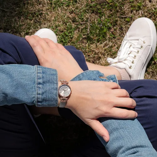 Miniatura 3 de Anne Klein Reloj con correa de cuero para mujer