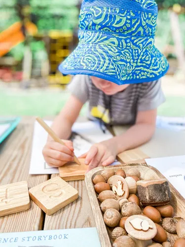 Miniatura 3 de Montessori - Juego de azulejos del alfabeto de madera, letras de seguimiento para niños, tarjetas flash ABC de doble cara (mayúsculas y minúsculas)