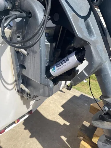 Miniatura 4 de Kit de soporte de motor fuera de borda Transom Saver con clips de bloqueo de dirección hidráulicos, compatible con motores fuera de borda de 2/3