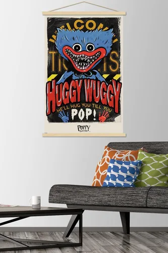 Miniatura 2 de Trends International Poppy Playtime - Póster de pared Huggy Wuggy, 22.37 x 34.00 pulgadas, paquete de impresión prémium y colgador de madera de haya