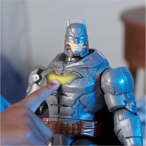 Miniatura 7 de DC Comics, Battle Strike Batman - Figura de acción de 12 pulgadas, 5 accesorios, más de 20 sonidos, juguetes coleccionables para niños y niñas a
