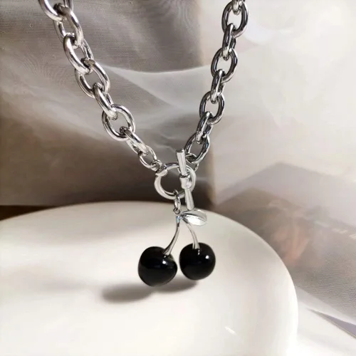 Miniatura 4 de MUGEER BTY Collar de gargantilla con cadena de corazón, collar de gargantilla punk ajustable a la moda para niñas y mujeres