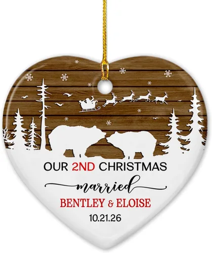 Nuestro adorno de cerámica casado de 2ª Navidad, regalo personalizado de adorno de boda de oso polar, regalo de adorno de boda, Mr Mrs Married