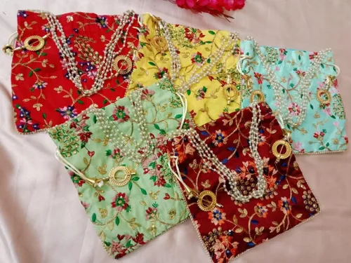 Miniatura 8 de Bolsas Potli de diseñador para mujer, Rajasthan batwa para bodas y fiestas, bolsa de seda bordada de diseñador étnico indio, bolso de mano
