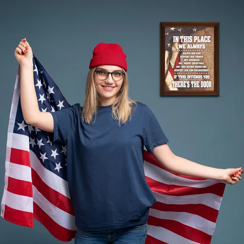 Miniatura 4 de In This Place - Póster de decoración de pared con la bandera estadounidense «We Salute & Support», este póster patriótico de arte de pared es un