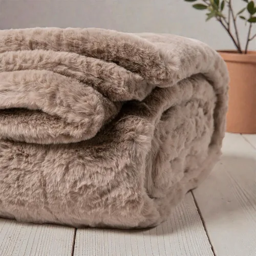 Miniatura 8 de Joy Blankets Manta de Tiro de Piel Sintética – Ultra Suave, Acogedora y Cálida Manta de Lujo – Lavable a Máquina, Regalo de Decoración del Hogar