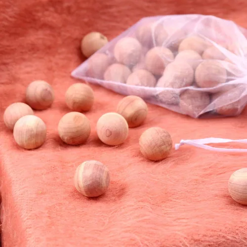 Miniatura 4 de Bloques de cedro para almacenamiento de ropa, colgantes 10 piezas y bolas, 20 piezas para almacenamiento en armario, 30