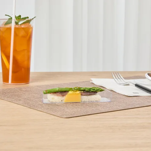 Miniatura 6 de Restaurantware Mini platos de degustación de 5.2 x 1.8 pulgadas, 100 platos rectangulares desechables de plástico, platos de plástico transparente
