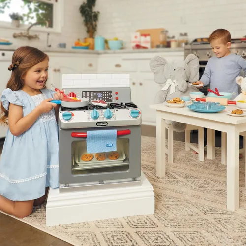 Miniatura 3 de Little Tikes First Oven - Electrodoméstico de juego de simulación realista para niños, cocina de juego con 11 accesorios y sonidos de cocina