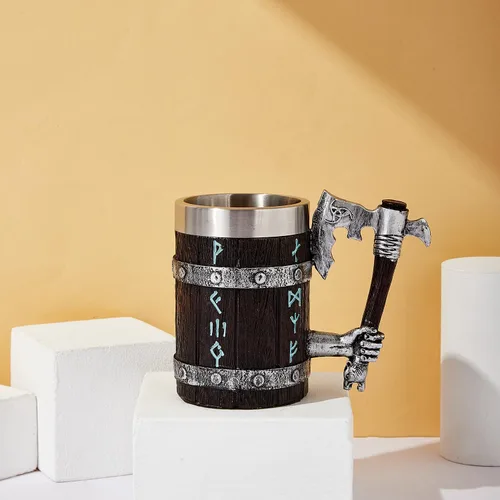 Miniatura 3 de Taza vikinga con mango de hacha, jarra de cerveza de madera de roble nórdico con inserto de acero inoxidable de 17 onzas, jarra de mitología Mango