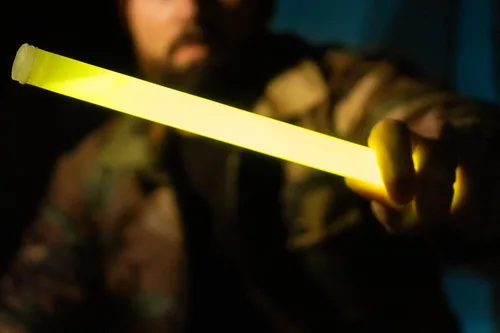 Miniatura 2 de Cyalume barras luminosas amarillas de emergencia - Barras de luz SnapLight de supervivencia premium de 15 cm con 8 horas de duración para uso como