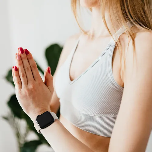 Miniatura 6 de DaQin - Paquete de 8 correas deportivas compatibles con Apple Watch de 38, 40, 41, 42, 44, 45, 46 y 49 mm, correa impermeable de silicona suave