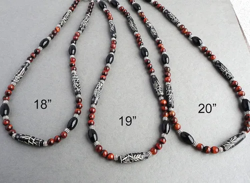 Miniatura 9 de Mami's Gem Studio Collar de estilo tribal para hombre, cuentas con hueso tallado, ónix negro y piedras preciosas, hecho a mano en Estados Unidos