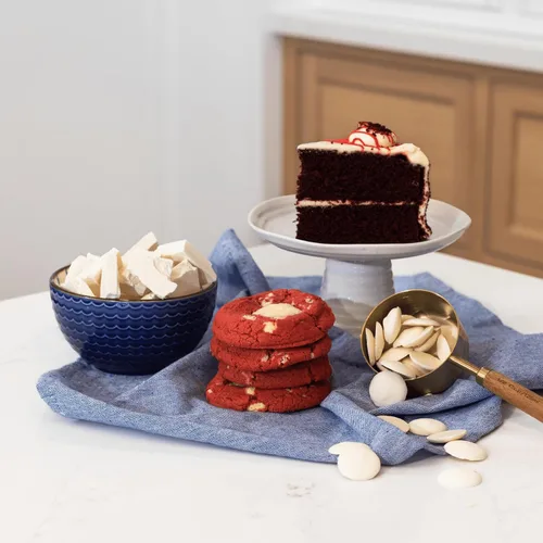Miniatura 5 de The Cravory: Galletas Red Velvet - 12 galletas, 2.0 onzas cada una, envueltas individualmente, gourmet, horneadas frescas, postres, aperitivos