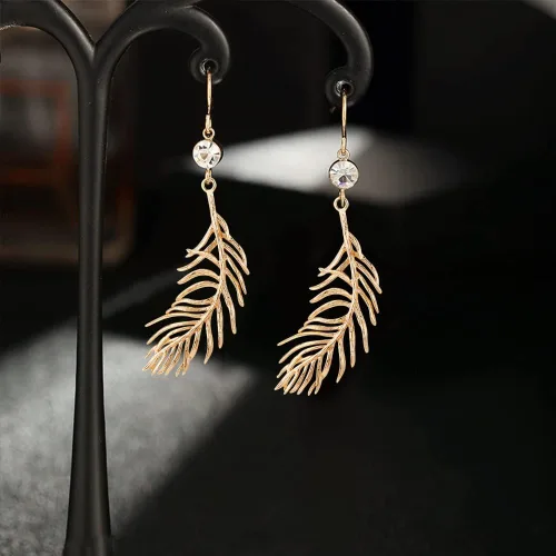 Miniatura 4 de BENECREAT 12 colgantes de plumas de latón chapado en oro de 18 quilates, colgantes de plumas de 1.5 x 0.5 x 0.06 pulgadas para aretes de bricolaje